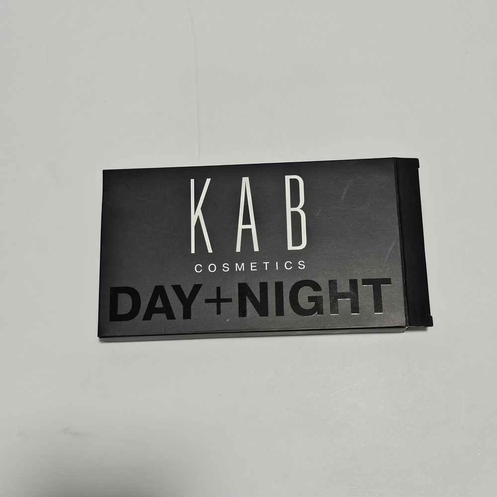 NEW KAB Cosmetics Day And Night Eyeshadow Palette - Picture 7 of 7